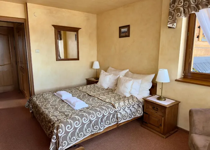 Hotel Dwor Karolowka